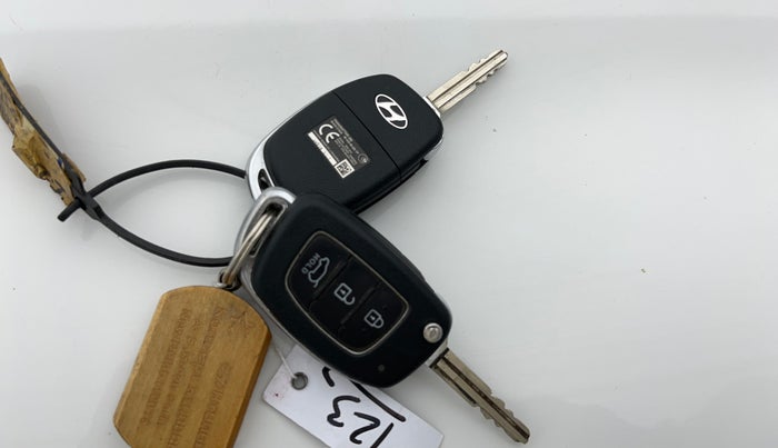 2015 Hyundai Elite i20 SPORTZ 1.2, Petrol, Manual, 83,901 km, Key Close Up