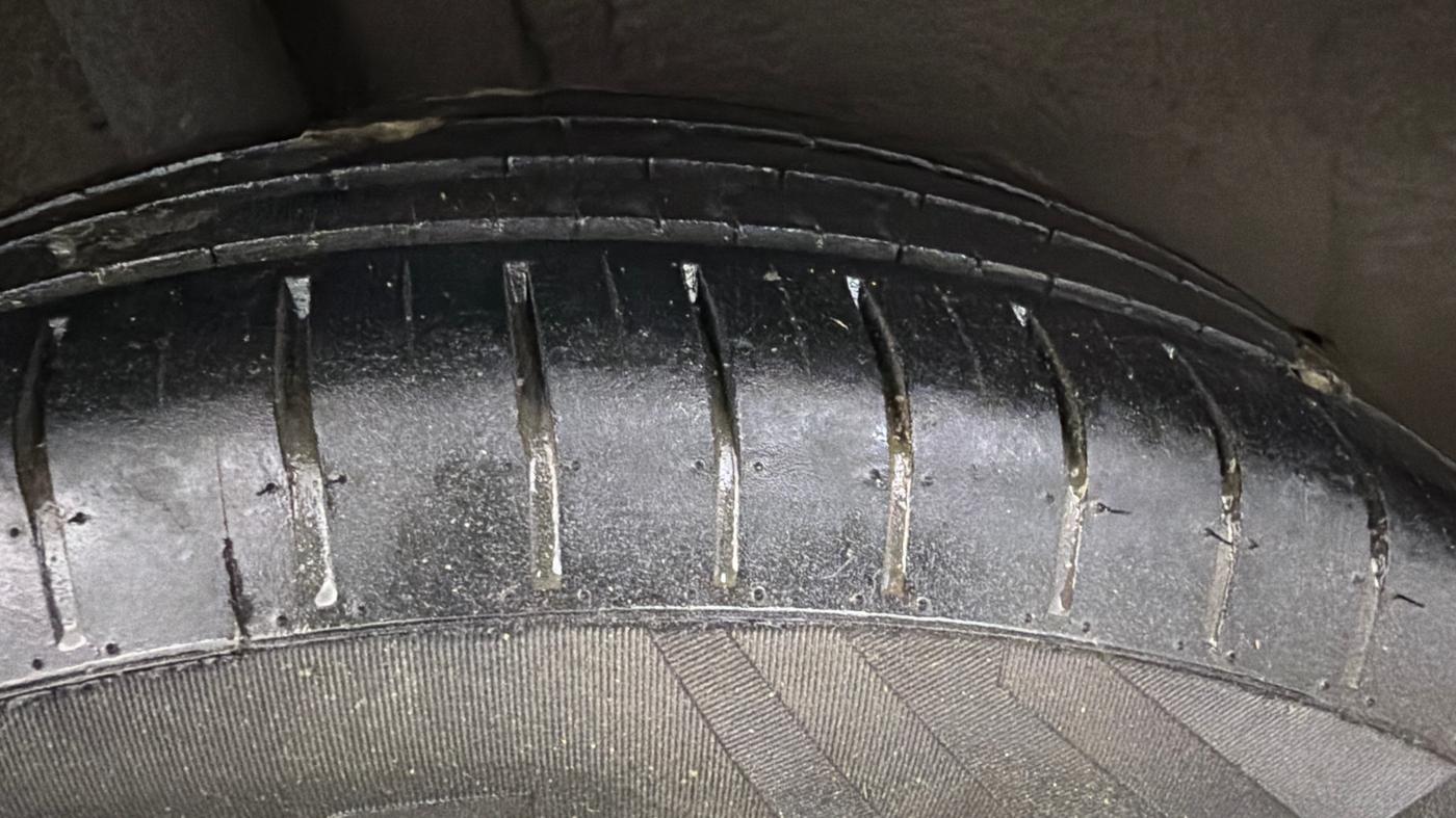 2016 Hyundai Elite i20 MAGNA 1.2, Petrol, Manual, 47,172 km, Right Rear Tyre Tread