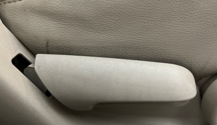2021 Maruti Ciaz ALPHA 1.5 SHVS PETROL, Petrol, Manual, 45,923 km, Driver Side Adjustment Panel