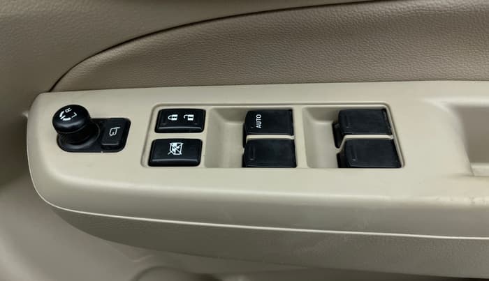 2021 Maruti Ciaz ALPHA 1.5 SHVS PETROL, Petrol, Manual, 45,923 km, Driver Side Door Panels Control