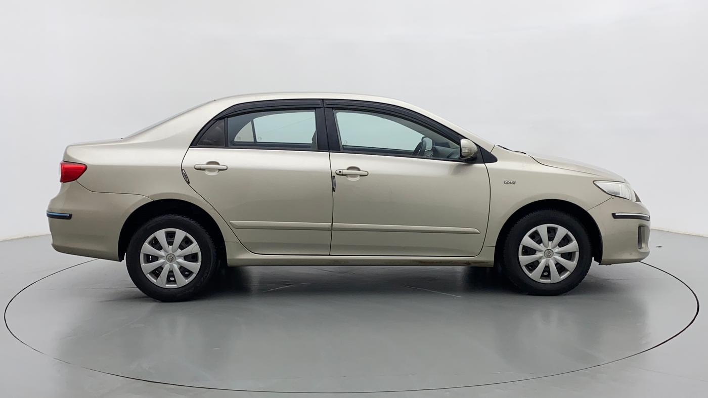 2012 Toyota Corolla Altis J, Petrol, Manual, 1,00,002 km, Right Side