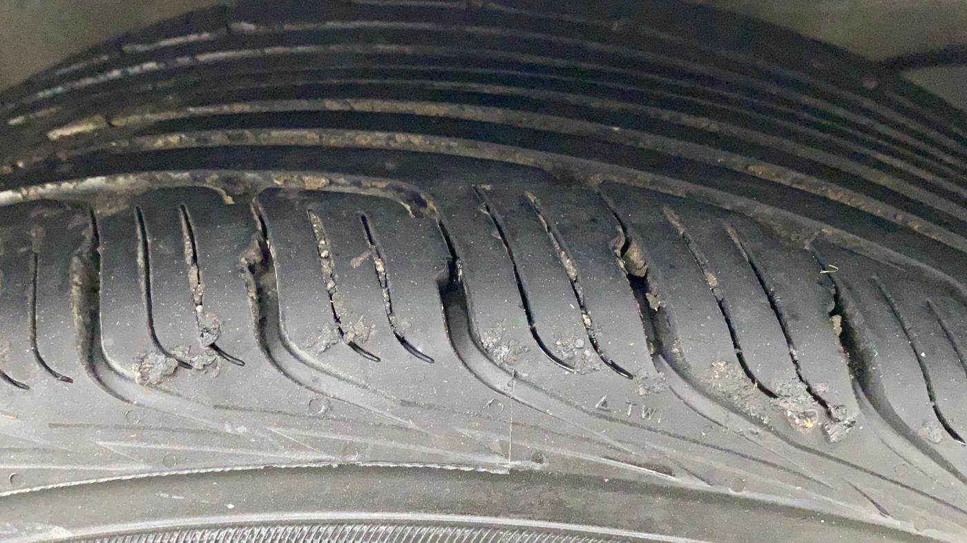2010 Honda City 1.5L I-VTEC S MT, Petrol, Manual, 71,739 km, Right Front Tyre Tread