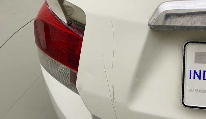 2010 Honda City 1.5L I-VTEC S MT, Petrol, Manual, 71,739 km, Dicky (Boot door) - Minor scratches