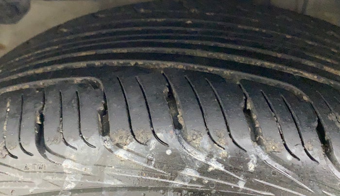 2010 Honda City 1.5L I-VTEC S MT, Petrol, Manual, 71,739 km, Left Front Tyre Tread