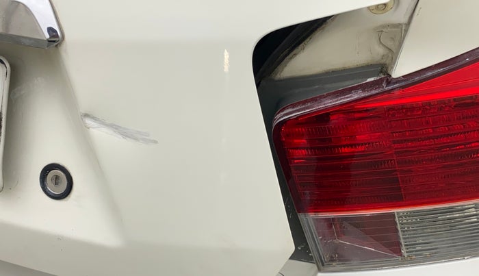 2010 Honda City 1.5L I-VTEC S MT, Petrol, Manual, 71,739 km, Dicky (Boot door) - Slightly dented