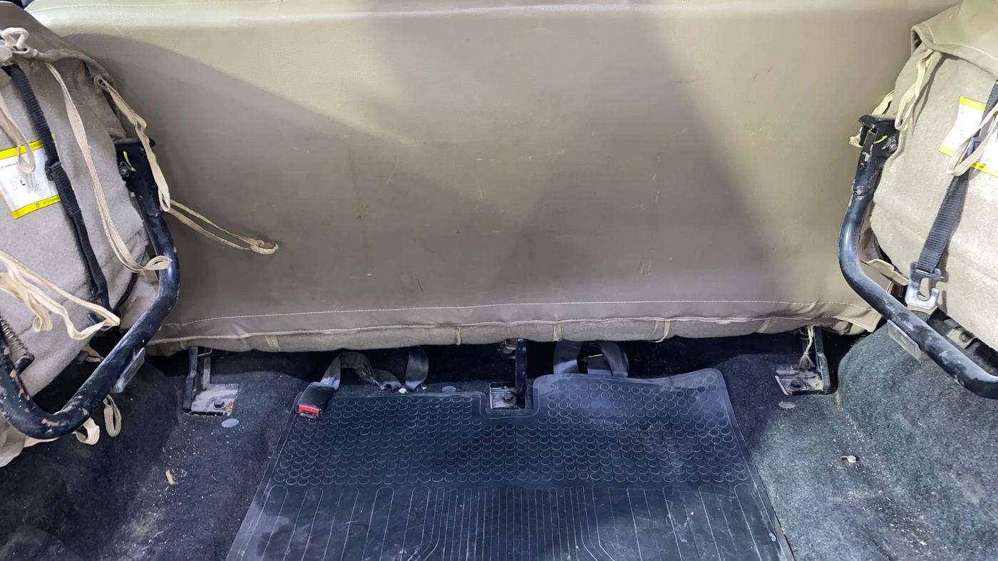 2018 Mahindra TUV300 T6 PLUS, Diesel, Manual, 57,016 km, Boot Inside