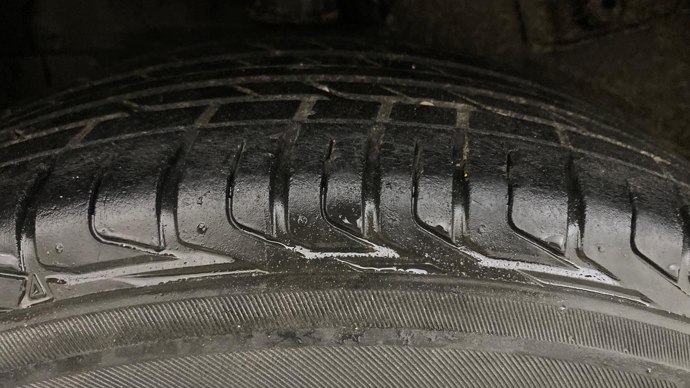 2022 Tata NEXON XZ PLUS PETROL, Petrol, Manual, 1,37,249 km, Right Rear Tyre Tread