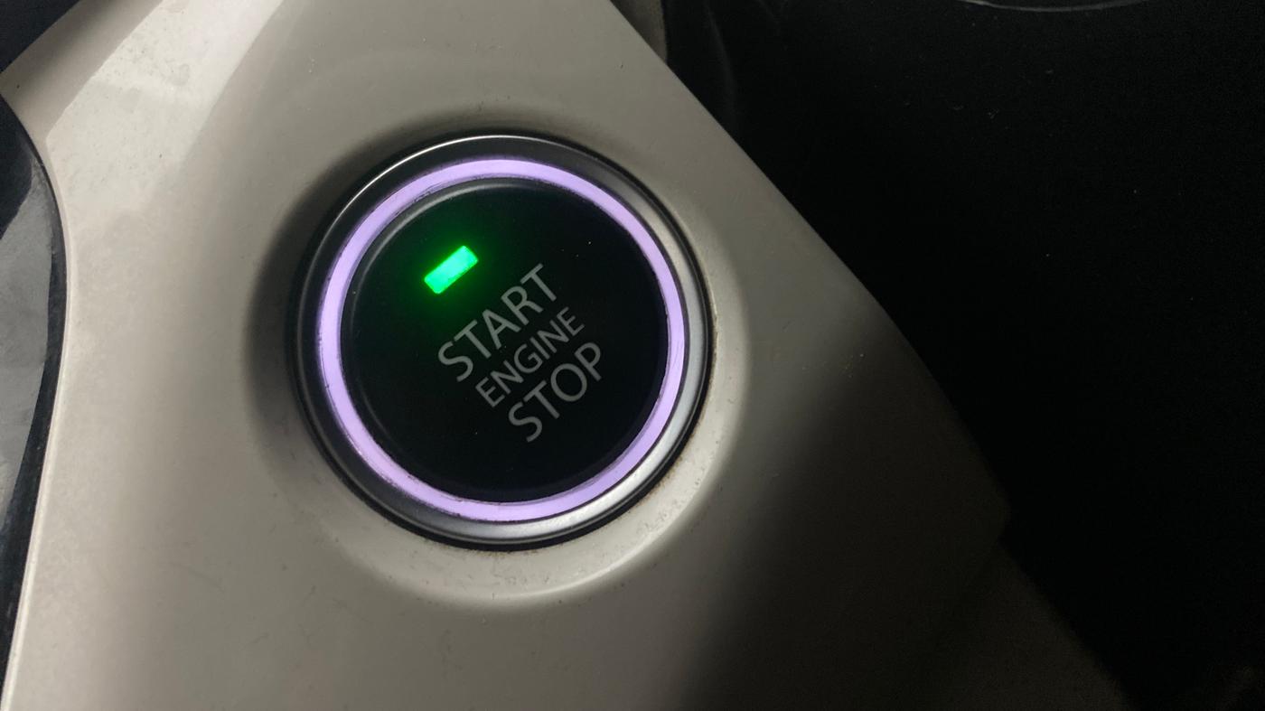 2022 Tata NEXON XZ PLUS PETROL, Petrol, Manual, 1,37,249 km, Keyless Start/ Stop Button