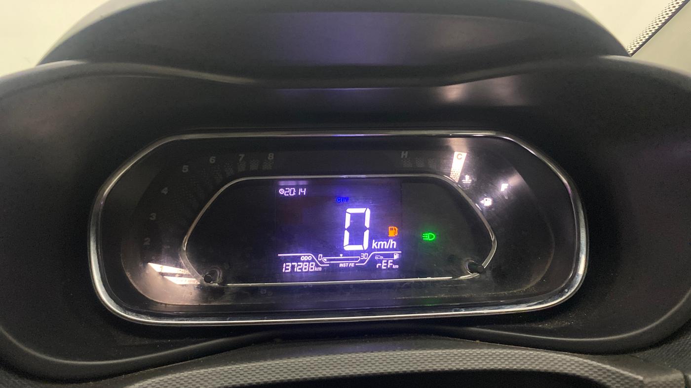 2022 Tata NEXON XZ PLUS PETROL, Petrol, Manual, 1,37,249 km, Odometer Image