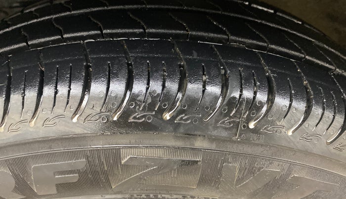 2020 Maruti New Wagon-R ZXI 1.2, Petrol, Manual, 74,381 km, Left Front Tyre Tread