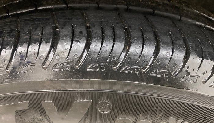 2020 Maruti New Wagon-R ZXI 1.2, Petrol, Manual, 74,381 km, Right Front Tyre Tread