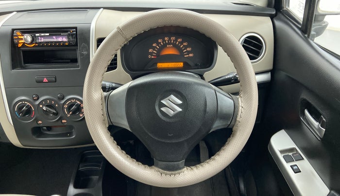 2013 Maruti Wagon R 1.0 LXI CNG, CNG, Manual, 1,10,032 km, Steering Wheel Close Up