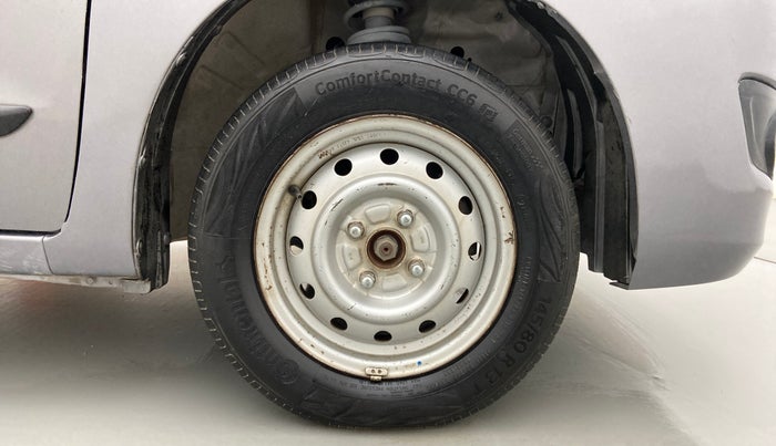 2013 Maruti Wagon R 1.0 LXI CNG, CNG, Manual, 1,10,032 km, Right Front Wheel
