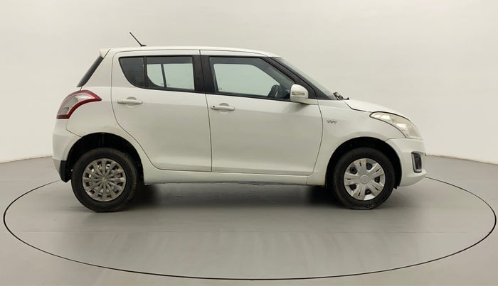 2016 Maruti Swift VXI, Petrol, Manual, 35,102 km, Right Side View