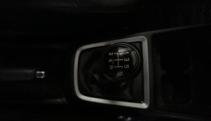 2023 Maruti Swift VXI, Petrol, Manual, 36,122 km, Gear Lever