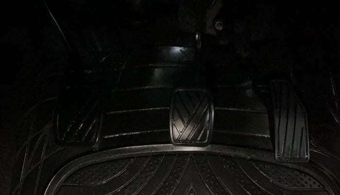 2023 Maruti Swift VXI, Petrol, Manual, 36,122 km, Pedals