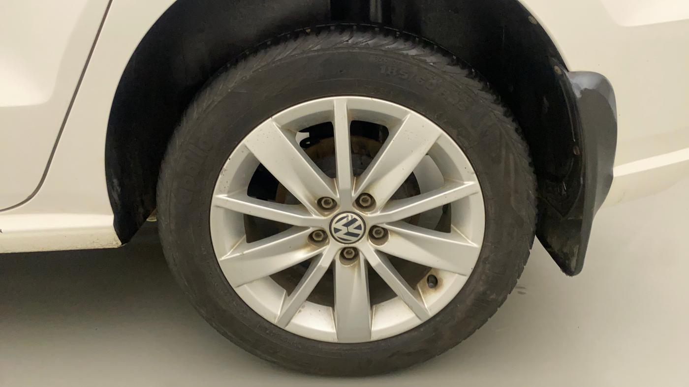 2016 Volkswagen Ameo HIGHLINE1.2L, Petrol, Manual, 12,455 km, Left Rear Wheel