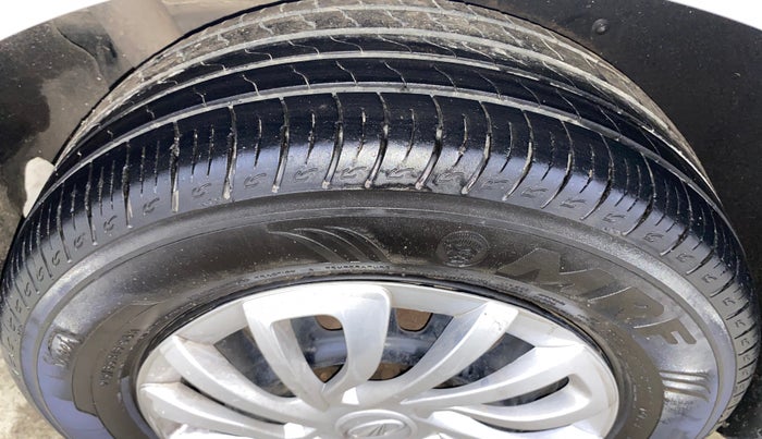 2019 Mahindra MARAZZO M4 8 STR, Diesel, Manual, 77,565 km, Right Rear Tyre Tread