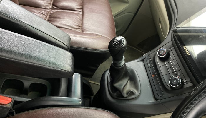 2019 Mahindra MARAZZO M4 8 STR, Diesel, Manual, 77,565 km, Gear Lever