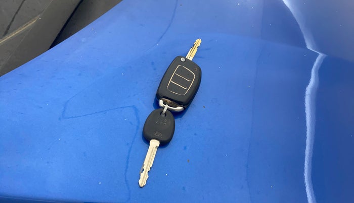 2021 Hyundai GRAND I10 NIOS SPORTZ 1.2 KAPPA VTVT CNG, CNG, Manual, 67,634 km, Key Close Up