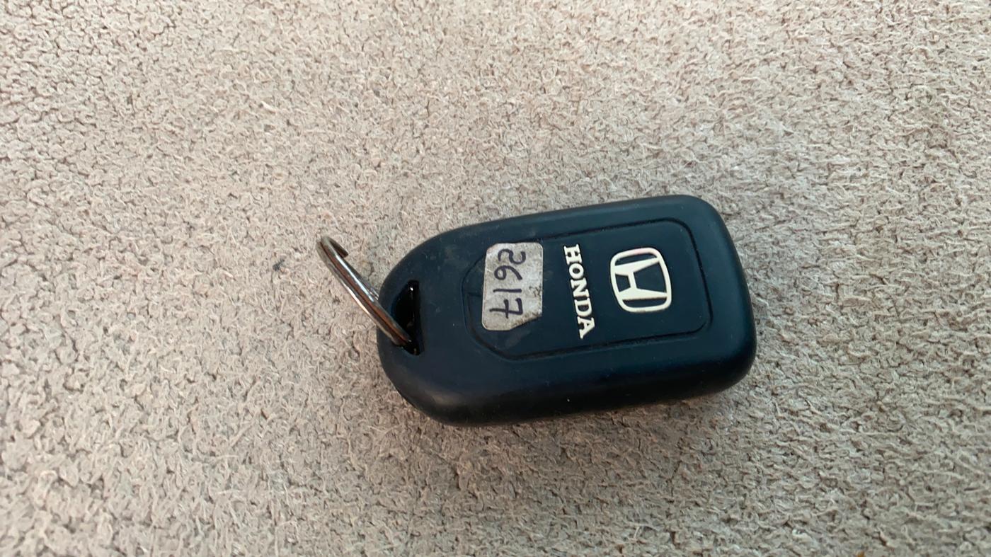 2022 Honda City 1.5L I-VTEC V MT 5TH GEN, Petrol, Manual, 1,35,449 km, Key Close Up