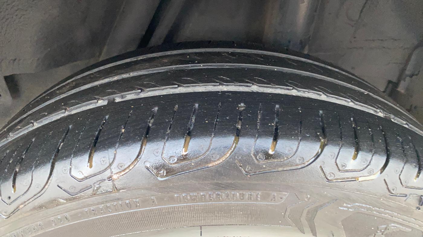2022 Honda City 1.5L I-VTEC V MT 5TH GEN, Petrol, Manual, 1,35,449 km, Left Rear Tyre Tread