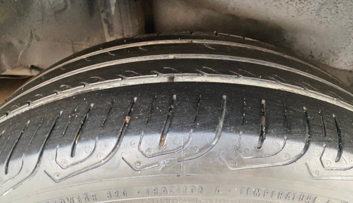 2022 Honda City 1.5L I-VTEC V MT 5TH GEN, Petrol, Manual, 1,35,185 km, Right Rear Tyre Tread