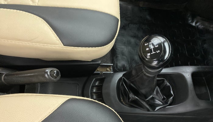 2018 Maruti Wagon R 1.0 LXI CNG, CNG, Manual, 87,141 km, Gear Lever