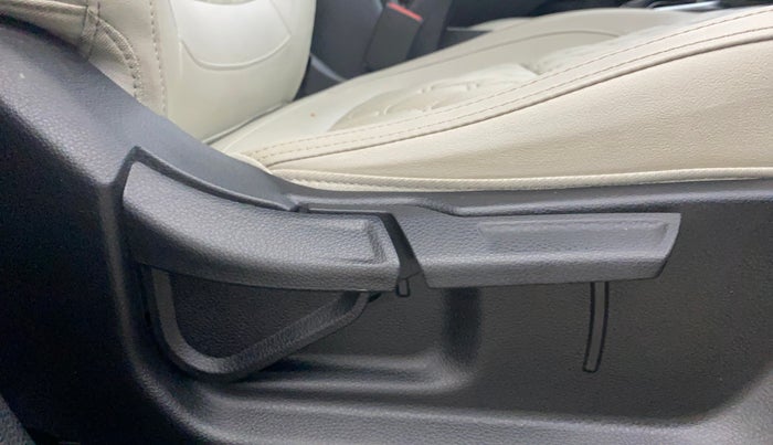 2022 KIA SELTOS HTX IVT 1.5 PETROL, Petrol, Automatic, 31,509 km, Driver Side Adjustment Panel