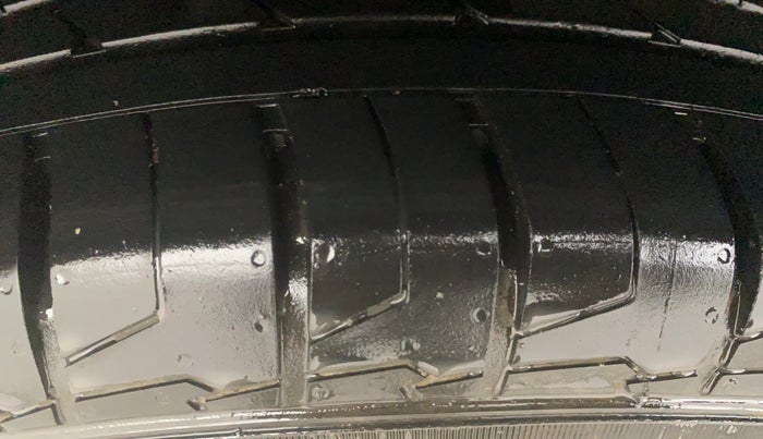 2022 KIA SELTOS HTX IVT 1.5 PETROL, Petrol, Automatic, 31,509 km, Right Rear Tyre Tread