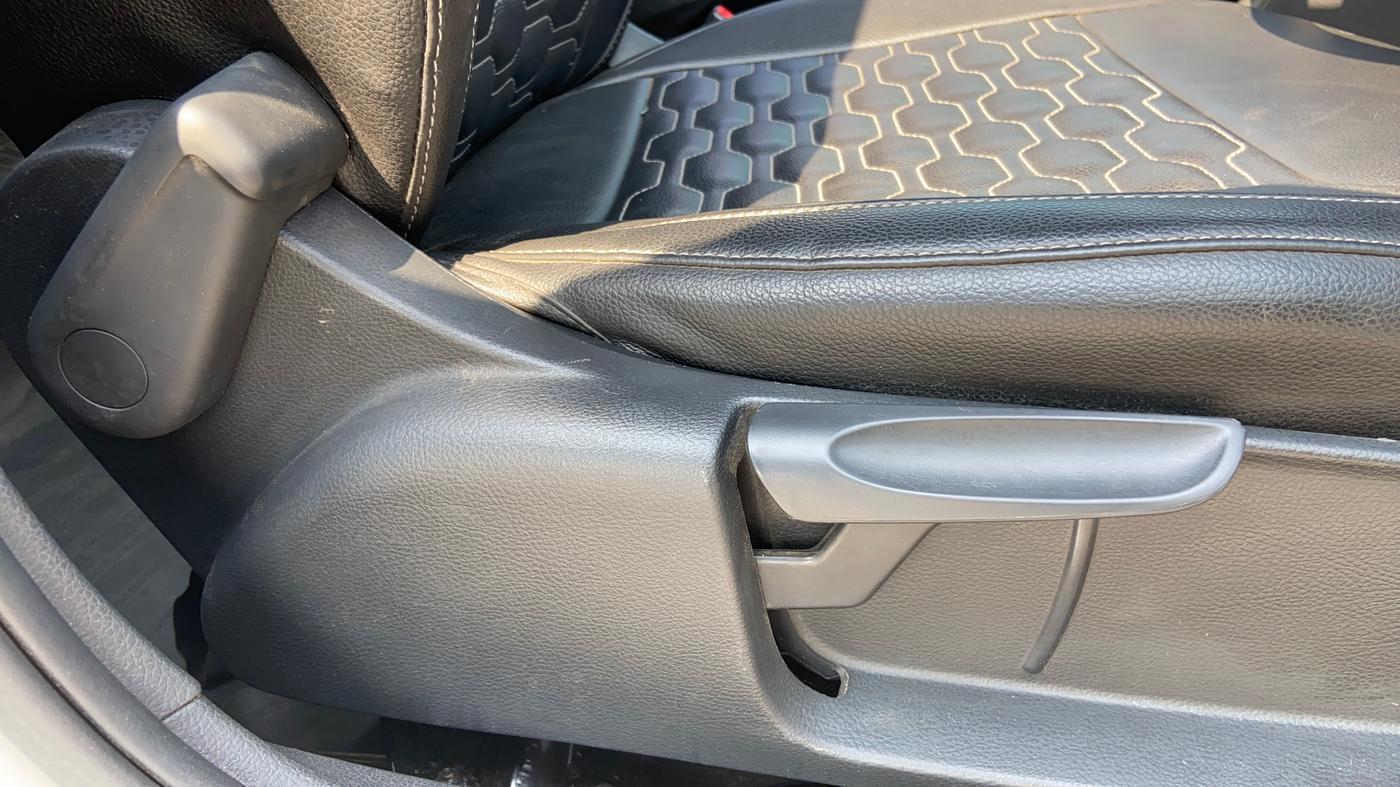 2018 Volkswagen Polo GT TSI AT, Petrol, Automatic, 50,510 km, Driver Side Adjustment Panel