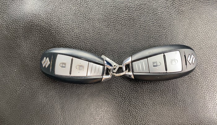 2016 Maruti S Cross ALPHA 1.6, Diesel, Manual, 79,778 km, Key Close Up