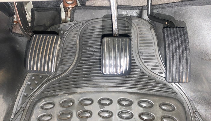 2013 Hyundai i10 ERA 1.1, Petrol, Manual, 93,143 km, Pedals