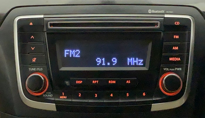 2015 Maruti Ciaz VXI+, Petrol, Manual, 76,278 km, Infotainment System