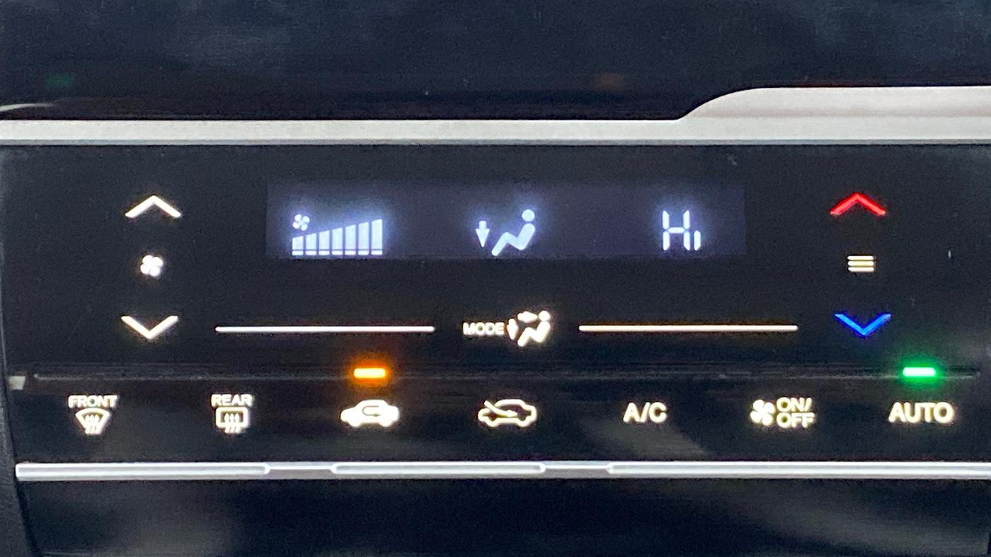 2017 Honda Jazz 1.2 V AT, Petrol, Automatic, 34,337 km, Automatic Climate Control