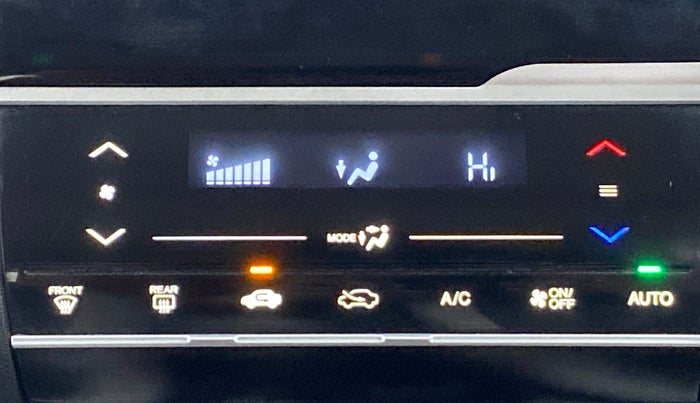 2017 Honda Jazz 1.2 V AT, Petrol, Automatic, 34,337 km, Automatic Climate Control