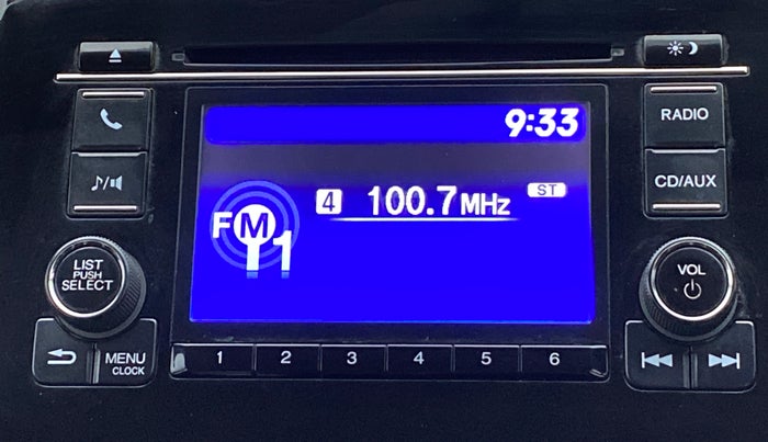 2017 Honda Jazz 1.2 V AT, Petrol, Automatic, 34,337 km, Infotainment System