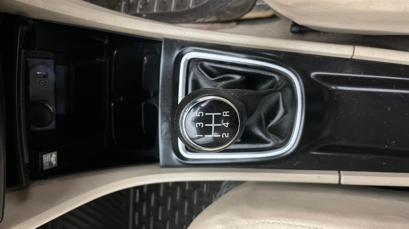 2021 Maruti Ciaz DELTA 1.5 SHVS MT PETROL, Petrol, Manual, 53,411 km, Gear Lever