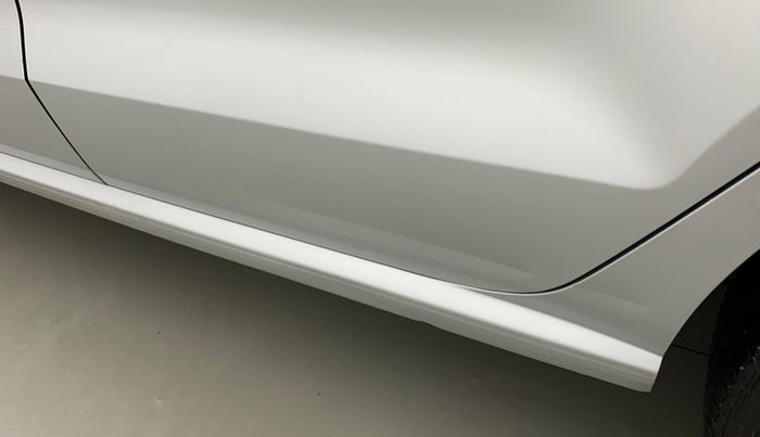 2018 Volkswagen Ameo HIGHLINE PLUS 1.0L 16 ALLOY, Petrol, Manual, 28,153 km, Rear left door - Slightly dented