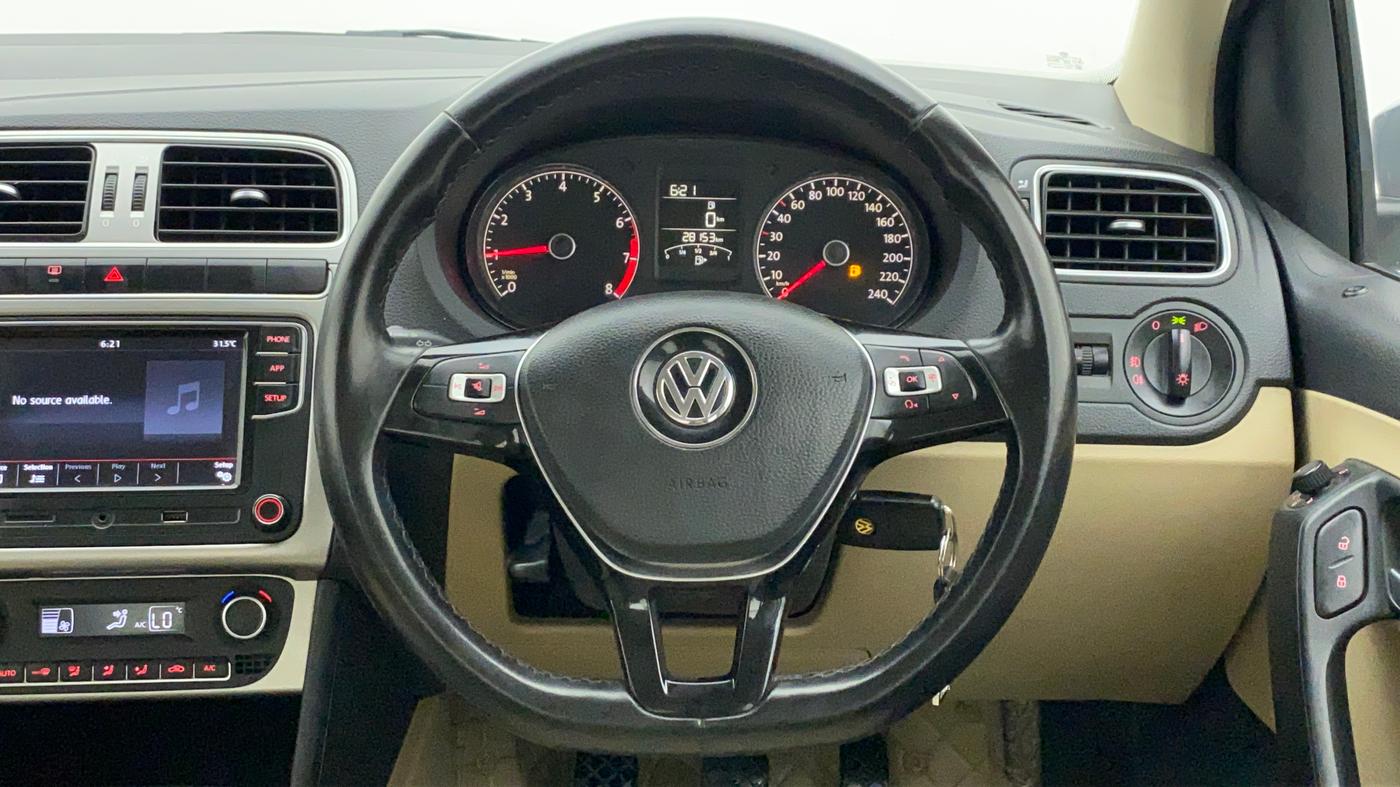 2018 Volkswagen Ameo HIGHLINE PLUS 1.0L 16 ALLOY, Petrol, Manual, 28,153 km, Steering Wheel Close Up