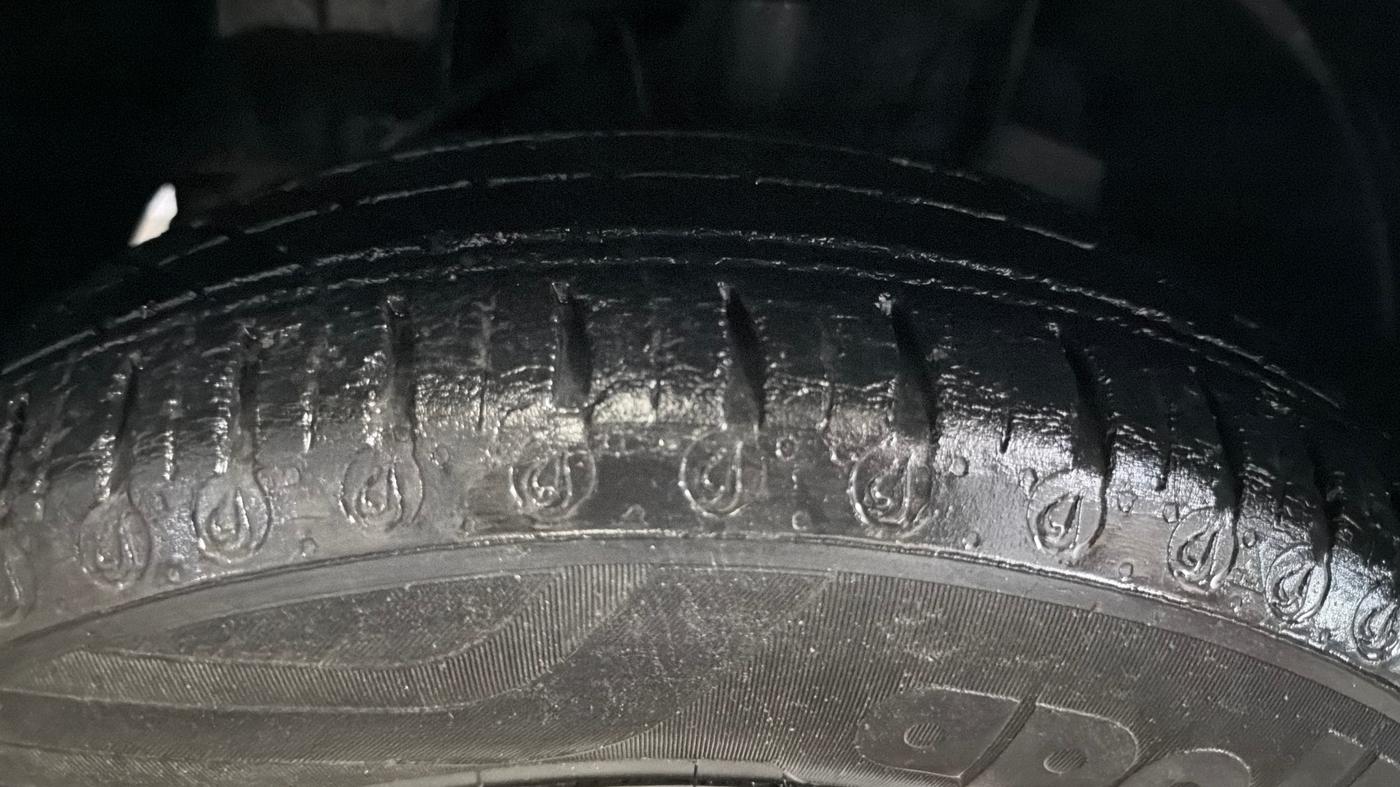 2019 Tata Tiago XZ PETROL, Petrol, Manual, 96,196 km, Left Front Tyre Tread