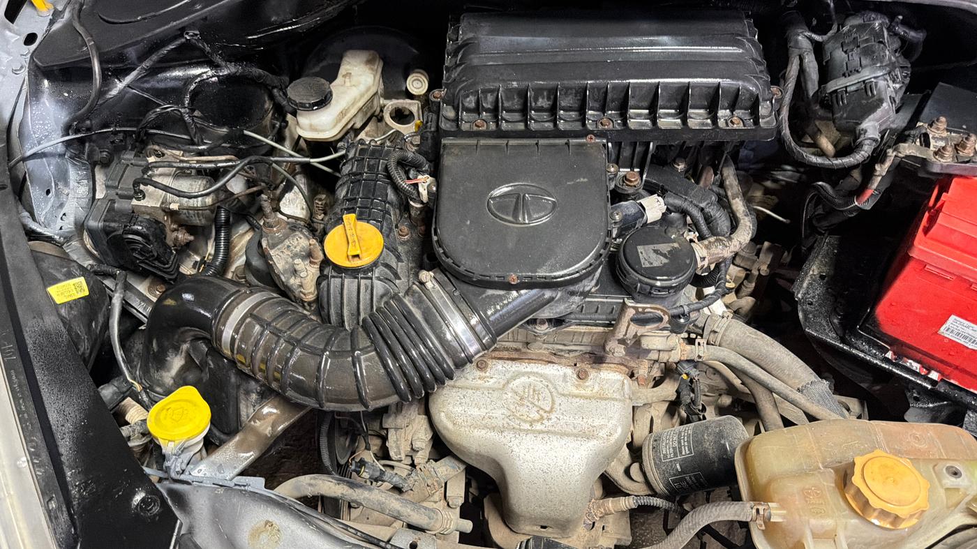 2019 Tata Tiago XZ PETROL, Petrol, Manual, 96,196 km, Engine View - Right