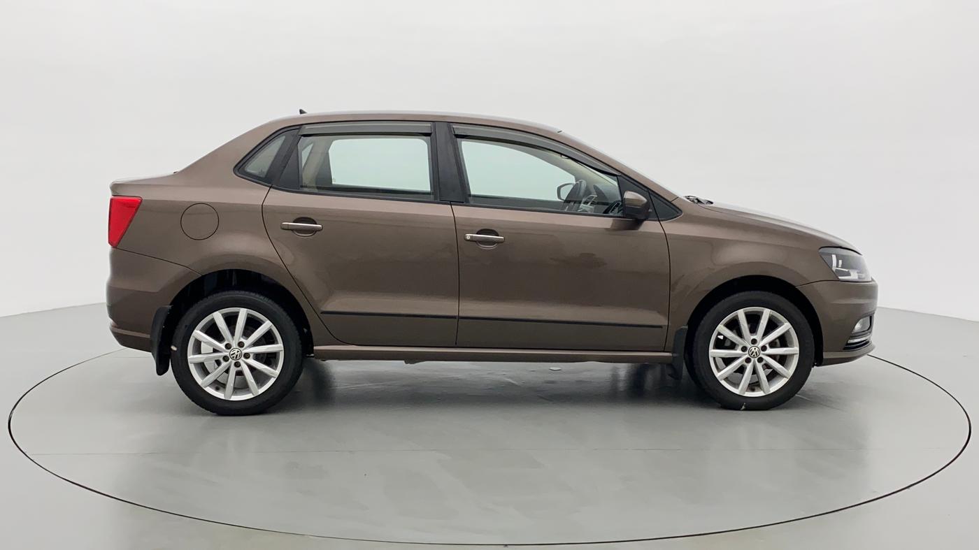 2018 Volkswagen Ameo HIGHLINE PLUS 1.0, Petrol, Manual, 52,629 km, Right Side View