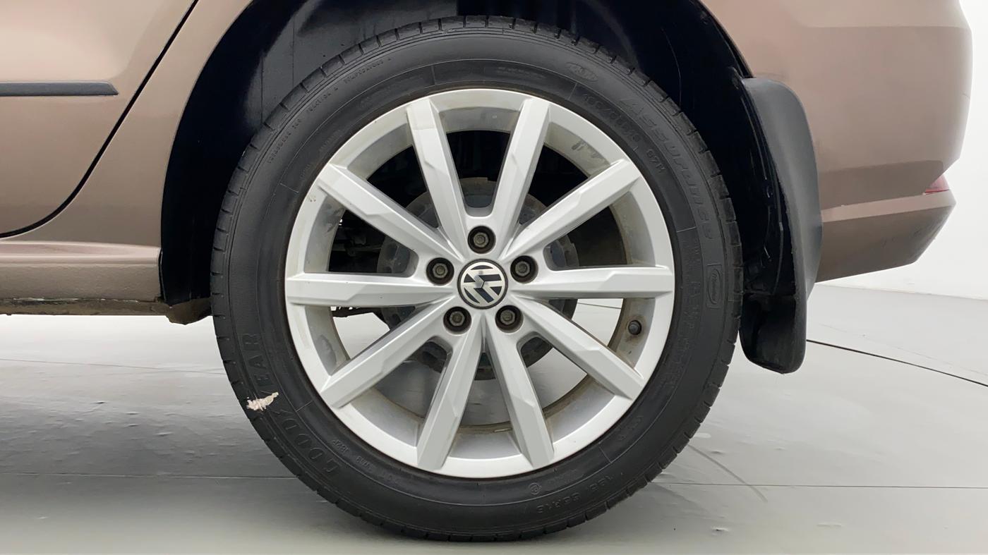 2018 Volkswagen Ameo HIGHLINE PLUS 1.0, Petrol, Manual, 52,629 km, Left Rear Wheel