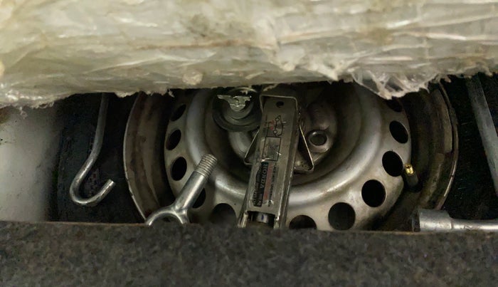 2014 Honda Brio EX MT, CNG, Manual, 65,171 km, Spare Tyre