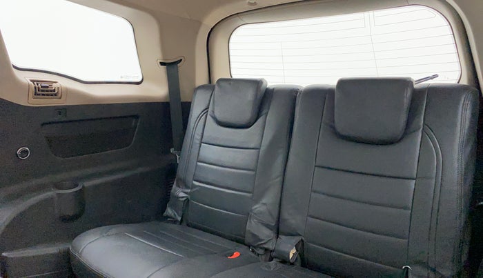 2014 Mahindra XUV500 W6, Diesel, Manual, 39,165 km, Third Seat Row ( optional )