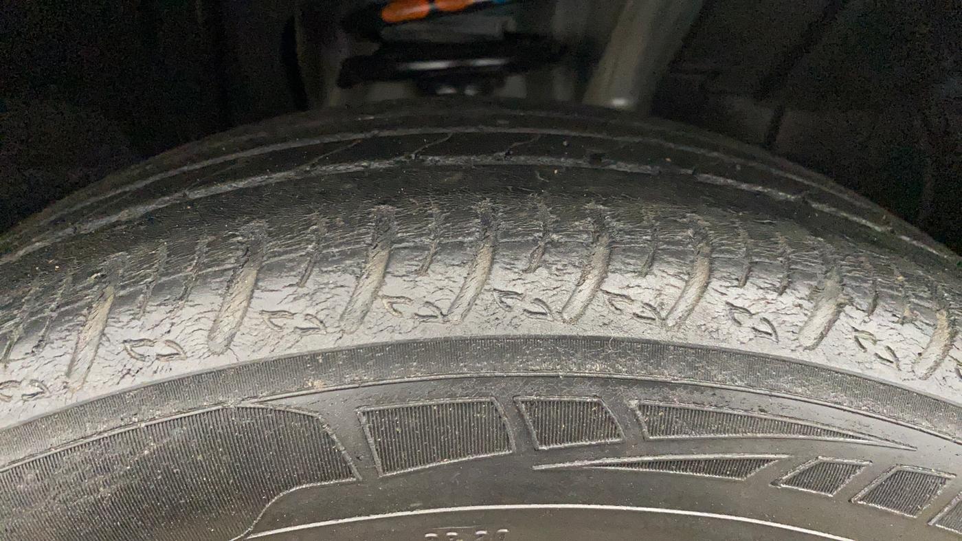 2020 Nissan MAGNITE XV PREMIUM TURBO, Petrol, Manual, 35,638 km, Right Front Tyre Tread