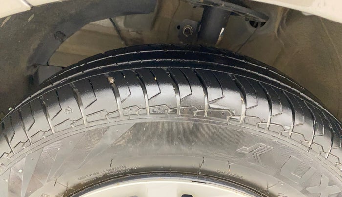 2023 Maruti Swift VXI AMT, Petrol, Automatic, 11,323 km, Left Front Tyre Tread
