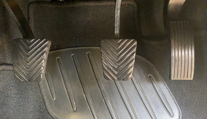 2021 Hyundai VENUE SX 1.0 TURBO, Petrol, Manual, 14,878 km, Pedals