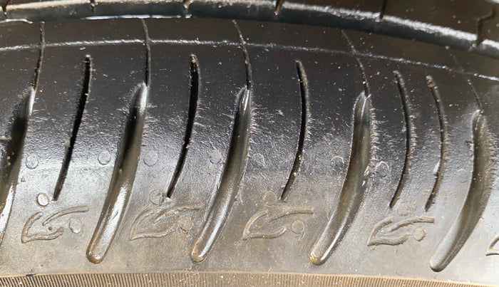 2022 KIA SONET HTK PLUS 1.2, Petrol, Manual, 25,583 km, Left Rear Tyre Tread